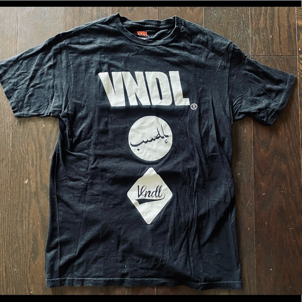 Vandal Tee